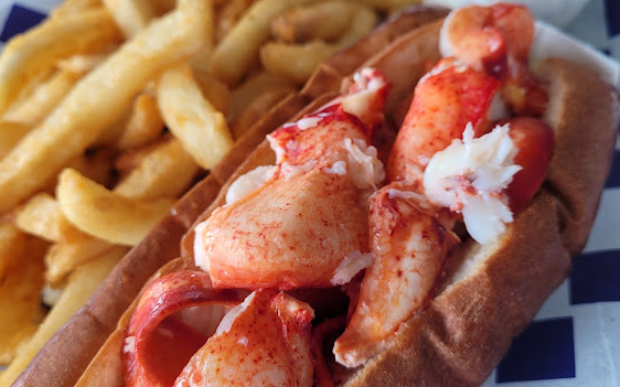 5 Best Lobster Roll Spots in Philadelphia