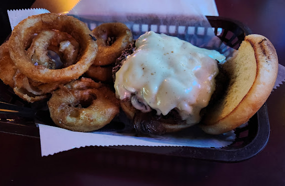 Where to Find The Best Burger in Phoenix, AZ