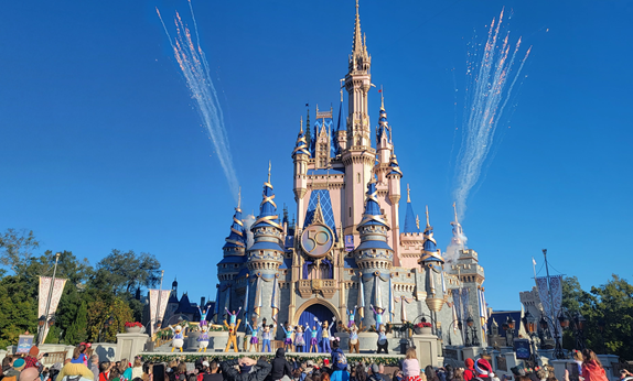 5 Reasons Why Visiting Disney Should Be on Everyone's Bucket List