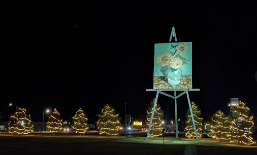 The World's Largest Easel in Goodland Kansas