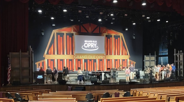 Visiting the Grand Ole Opry in Nashville Tennessee