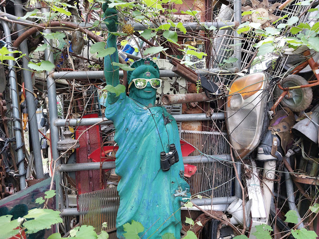 Visiting The Cathedral of Junk in Austin TX